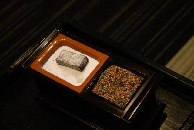 焼香の作法は宗派によって異なるの?